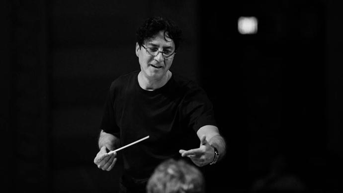 En sevdiğim dizi/film müzik yapımcısı: Joseph Loduca