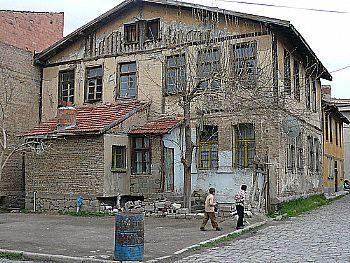 Türkiye'de Perili Bir Ev ve Yaşananlar!