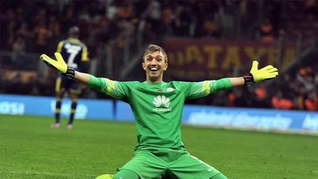 Lige Haksız Rekabet Sağlayan Adam Fernando Muslera