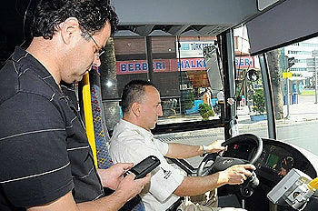 Toplu Taşıma Araçlarının Olmazsa Olmaz 16 Karakteri!