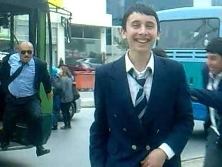 Toplu Taşıma Araçlarının Olmazsa Olmaz 16 Karakteri!