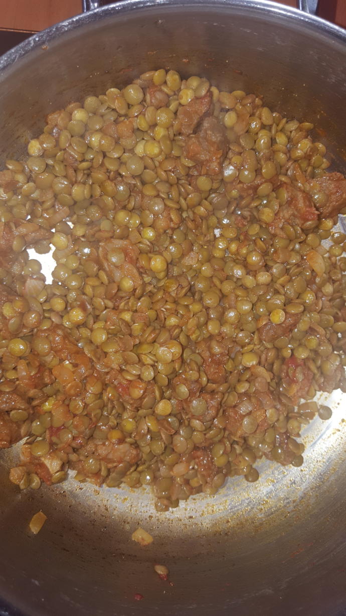 Vücuda Kan Deposu Etli ve Erişteli Yeşil Mercimek