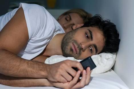 "Keşke Telefon Olmasaymış" Dedirtecek, Telefonlu Hayatın Dertleri!