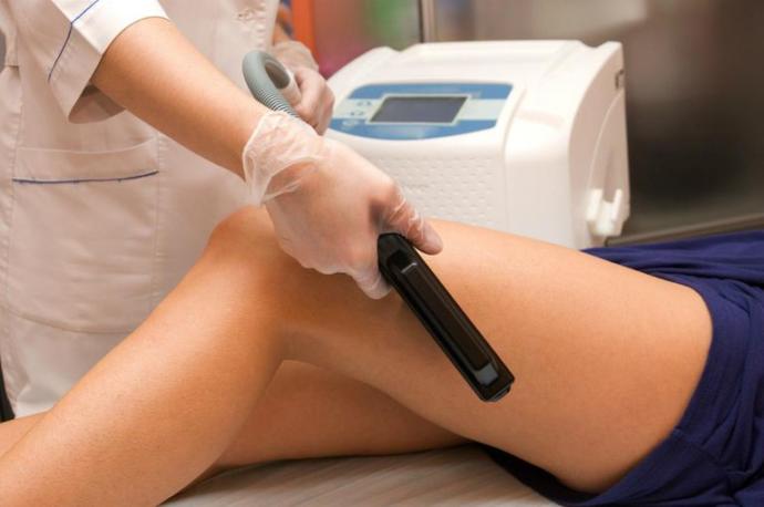 Kadınların En Büyük Derdi: Her Yönüyle Tüy Alma Yöntemleri!