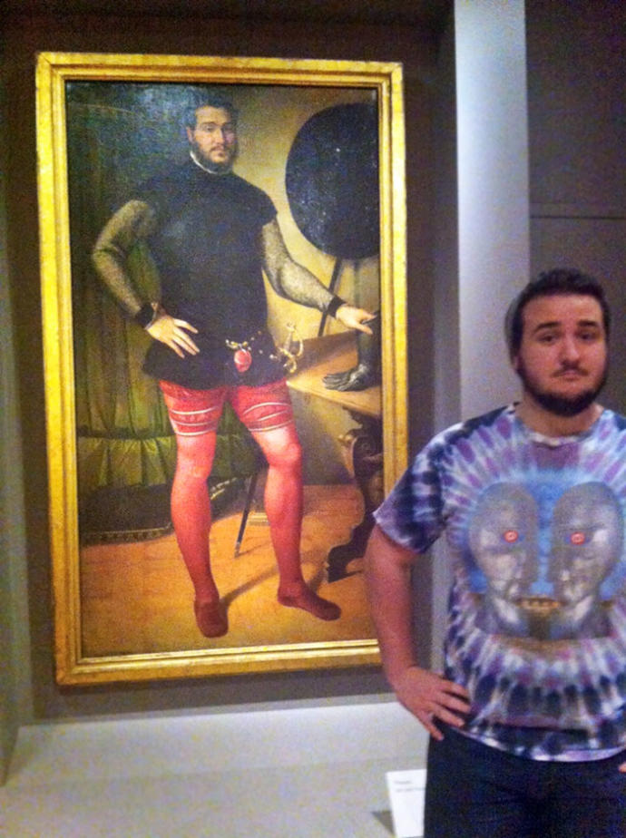 Müzedeki Sanat Eserlerinde Tesadüfen Kendilerine Rastlayan Müzenin Şanslı Ziyaretçileri!