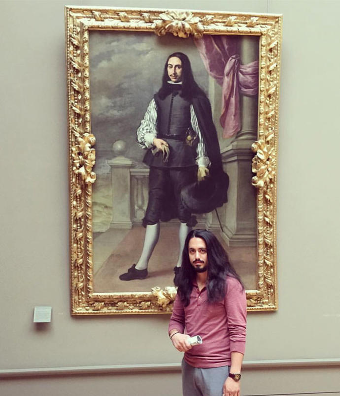 Müzedeki Sanat Eserlerinde Tesadüfen Kendilerine Rastlayan Müzenin Şanslı Ziyaretçileri!