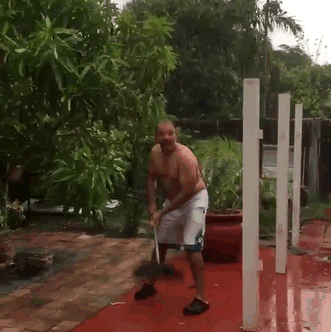Irma Kasırgasını Mizahına Malzeme Eden Floridalı Halk Komedyenleri!