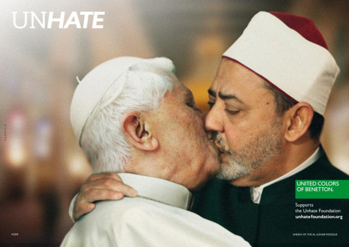 Sosyal Sorumluluk Projesi: Papa ve İmam Öpüşürse