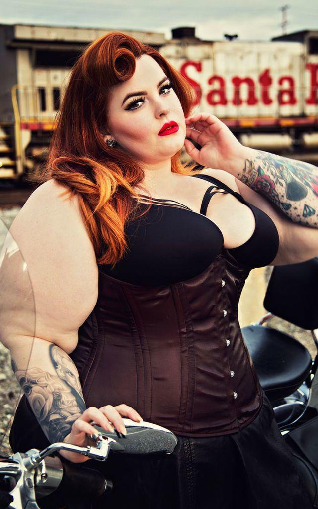 O Obezite Hastası Bir Manken! İşte Dünyanın En Şişman Mankeni: Tess Munster