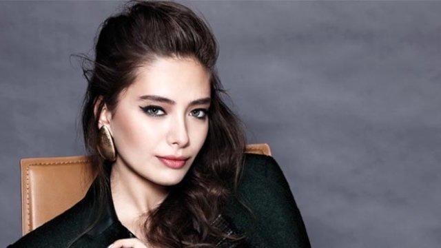 Herkes Ayılıp Bayılsa da Aslında Güzelliği Abartılmış 14 Ünlü Kadın!