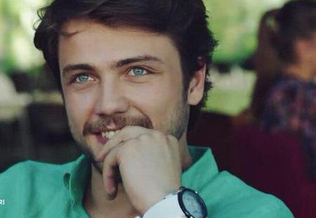 Herkes Ayılıp Bayılsa da Aslında Yakışıklı Olmayan 9 Aktör!