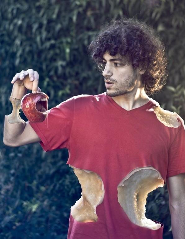 Photoshop Çalışmalarında Kendini Kullanan Ve Kendiyle Dalga Geçen Bir Genç: Martín De Pasquale!