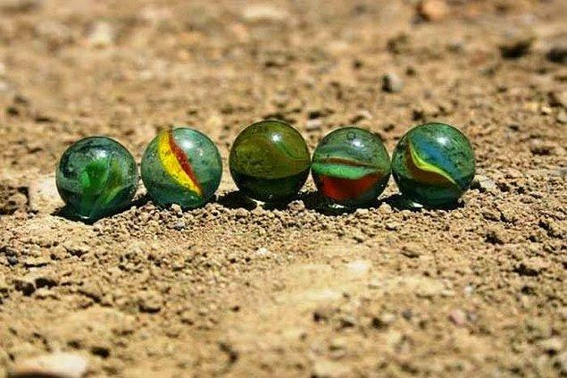 Sizi 90'lı Yıllara Götürecek Birbirinden Güzel Anılar!