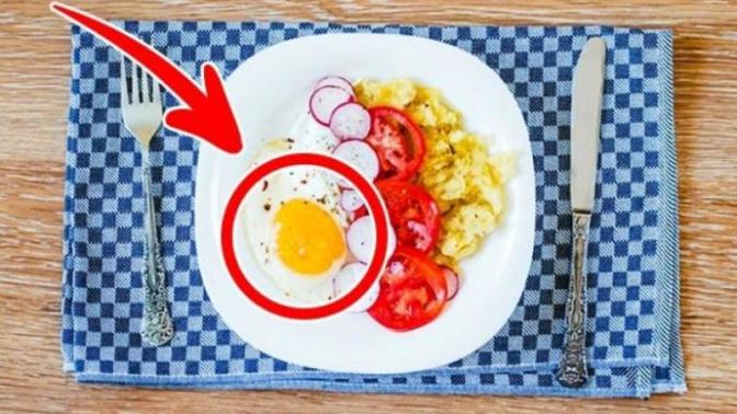 Geceleri Midesi Kazınanlar ve Dolaptan Uzak Durmak İsteyenlere 8 Taktik