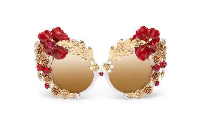 Dolce Gabbana, Özel Koleksiyon Gözlükleri ile Dikkatleri Üzerinize Çekecek