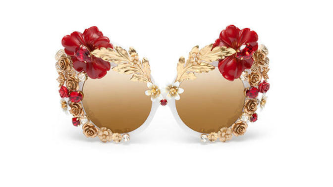 Dolce Gabbana, Özel Koleksiyon Gözlükleri ile Dikkatleri Üzerinize Çekecek