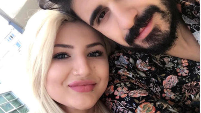 Küçük Emrah'ın Oğlu Tayfun ve İzdivaç Fenomeni Funda Evleniyor! İşte İkilinin Büyük Aşkından Yansıyan Fotoğraf Kareleri!