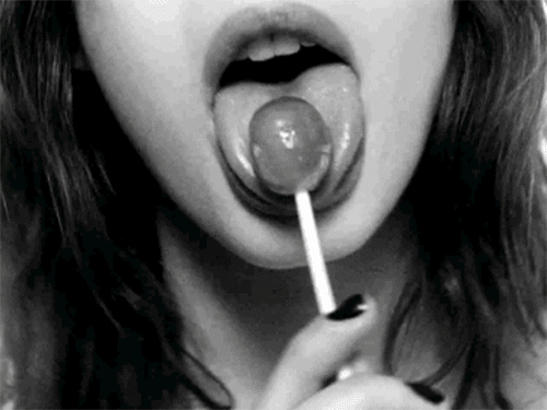 Erkeği Mutlu Etmek Oral Seksten Geçer