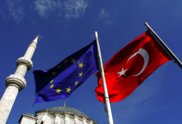 Hayaldi, Gerçek Oldu! Artık Göz Renginizi Değiştirmek Mümkün!