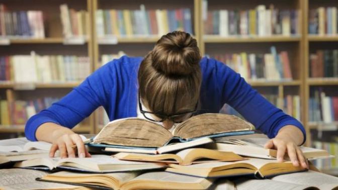Ders Çalışırken Veriminizin Bir Hayli Düşmesine Neden Olan 5 Büyük Hata!