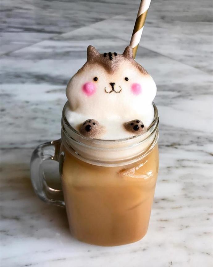 Yaptığı 3 Boyutlu Latte Sanatı ile Herkesi Büyüleyen Genç Kız: Daphne Tan!