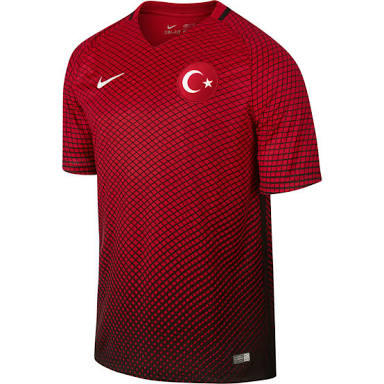 Bir Erkeğin Kalbini Çalabilecek Doğum Günü Hediyeleri