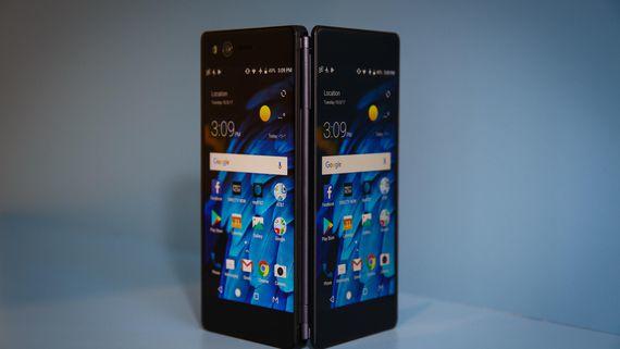 Katlanabilir Akıllı Telefon ZTE Axon M Satışa Çıktı!