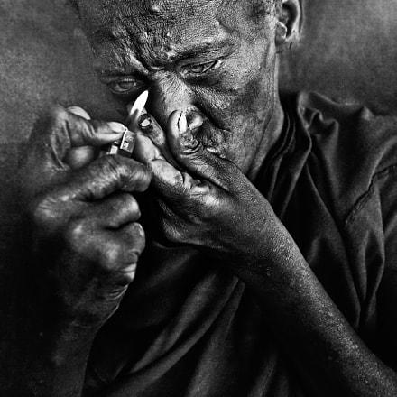 Evsiz İnsanların Portre Fotoğraflarını Çekip Sanata Dönüştüren Bir Fotoğrafçı: Lee Jeffries