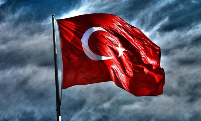 Şanlı Türk Bayrağımız ve Üzerindeki Gizemli Sır