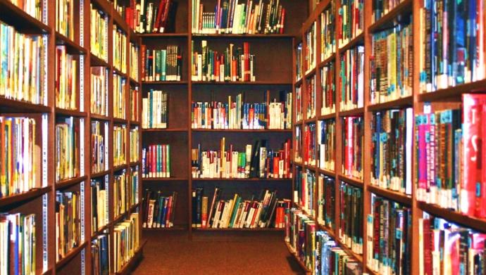 İngiliz Dili ve Edebiyatı Bölümü Nedir, Avantajları ve Dezavantajları Nelerdir?