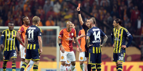 Galatasaray - Fenerbahçe Derbilerinin Olmazsa Olmazları