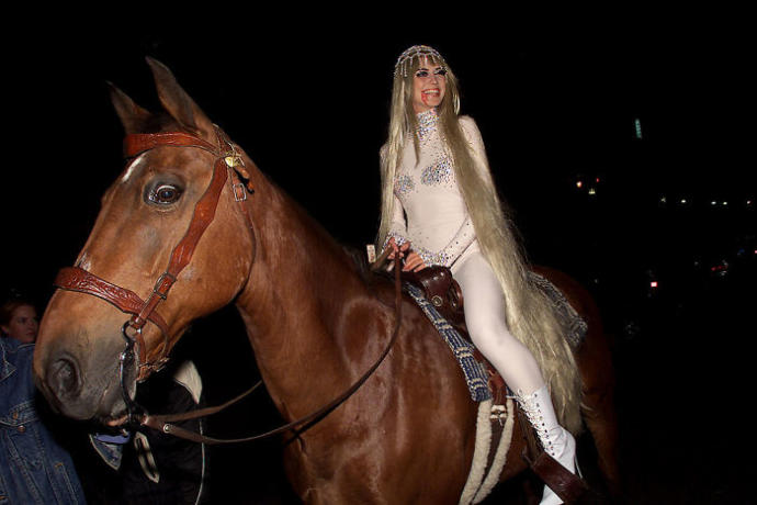 Cadılar Bayramı Kostümlerini Başka Bir Boyuta Taşıyan Heidi Klum!