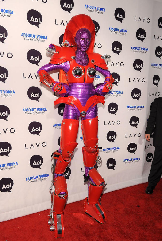 Cadılar Bayramı Kostümlerini Başka Bir Boyuta Taşıyan Heidi Klum!