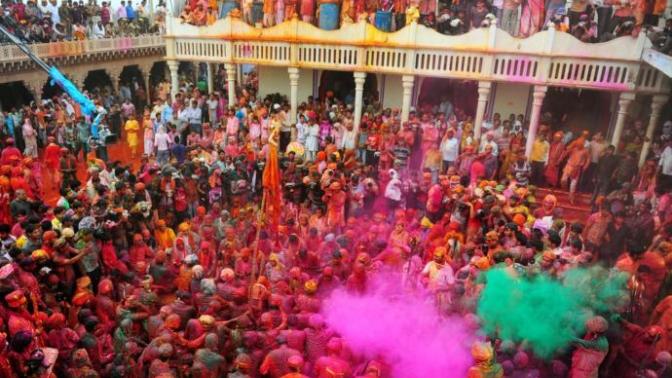 Holi: Renklerin Festivali Hindistan
