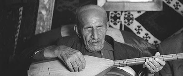 Sen Gittin Adın Kaldı, Dostlar Seni Hatırlıyor: 123. Yaş Gününde Aşık Veysel!