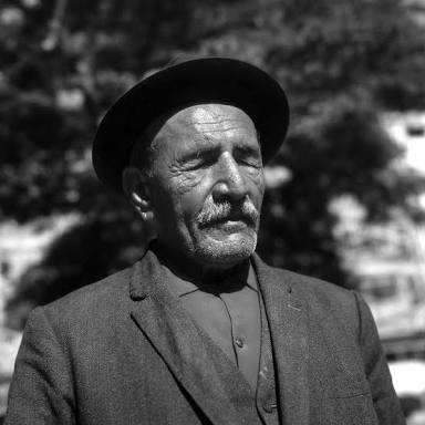 Sen Gittin Adın Kaldı, Dostlar Seni Hatırlıyor: 123. Yaş Gününde Aşık Veysel!