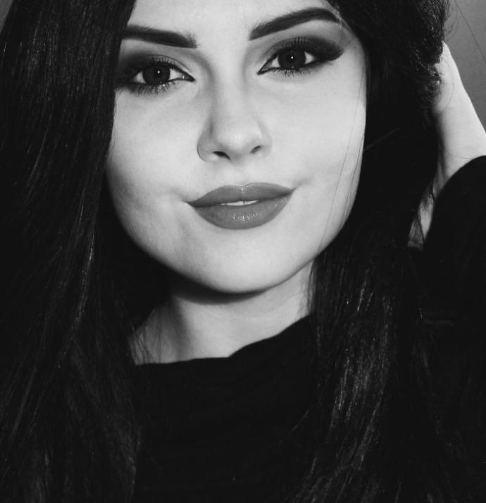 Yaptığı Makyaj ile İstediği Her Karaktere Dönüşen Rus Kızı!