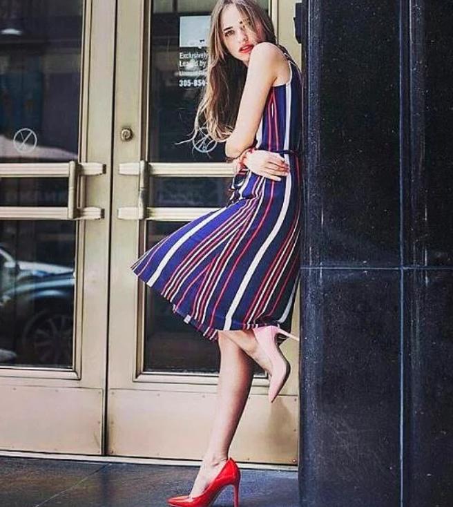 Yeni Trend Alarmı: Birbirinden Farklı Çift Ayakkabılar Moda Oluyor!