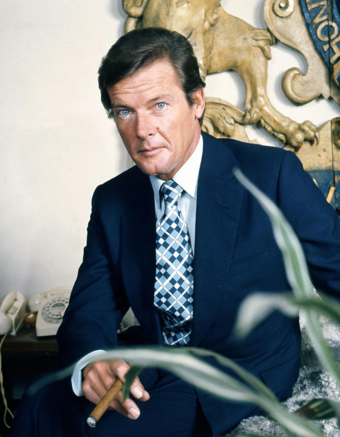 50 Yıldan Uzun Süredir Dünya Erkeklerinin İdolü Olan Adam James Bond