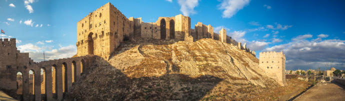 Avrupalı Bir Turistin Penceresinden Yıkımın Eşiğindeki Suriye!