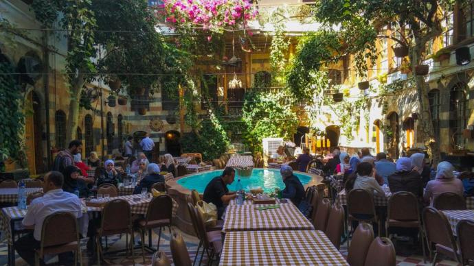 Avrupalı Bir Turistin Penceresinden Yıkımın Eşiğindeki Suriye!