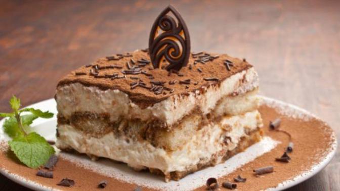 Tatlı Sevenler İçin Müthiş ve Kolay Bir Tarif: Tiramisu