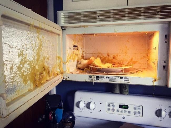 Sonu "Bir Pizza Ismarlayabilir miyim?" ile Biten Mutfak Maceraları!