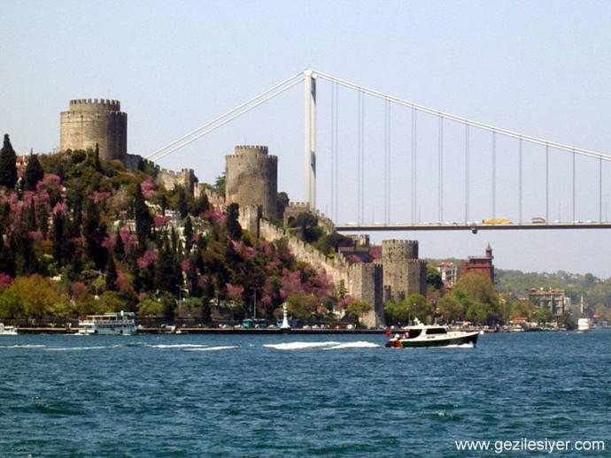 En Güzel Şehirlerde Biri Olan İstanbul'da Mutlaka Görmeniz Gereken Yerler!