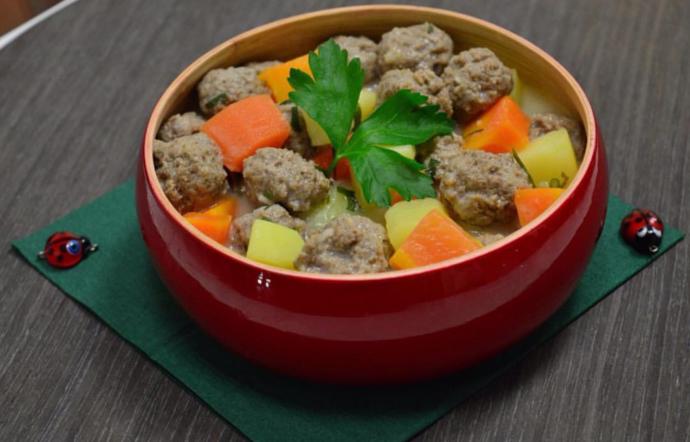 Köftenin Efsane Hali: Şenlik Köftesi Nasıl Yapılır?