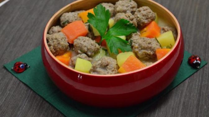 Köftenin Efsane Hali: Şenlik Köftesi Nasıl Yapılır?