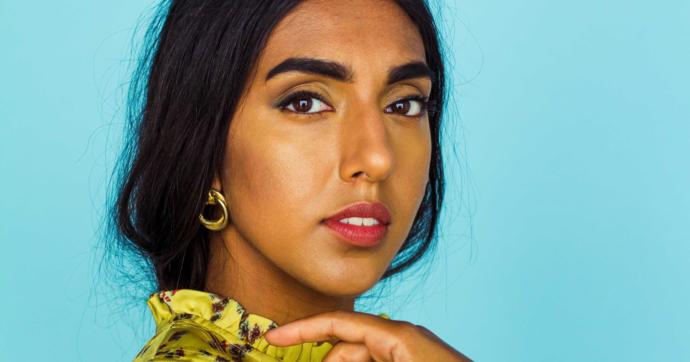 Adet Kanamasını Göz Önüne Seren Yazar: Rupi Kaur!