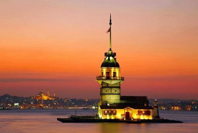 Taşıyla, Toprağıyla, Havasıyla ve Hayat Hikayesiyle Hepimizi Büyüleyen Dünyanın En Güzide Şehri İstanbul