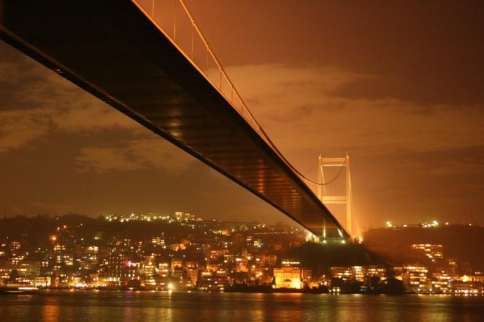 Taşıyla, Toprağıyla, Havasıyla ve Hayat Hikayesiyle Hepimizi Büyüleyen Dünyanın En Güzide Şehri İstanbul