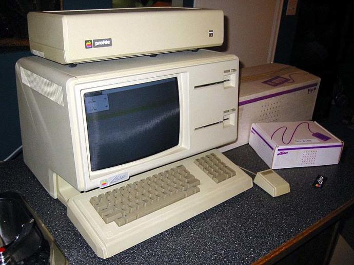 Apple'ın Tarih Kokulu 35 Senelik Bilgisayarı: Lisa-1